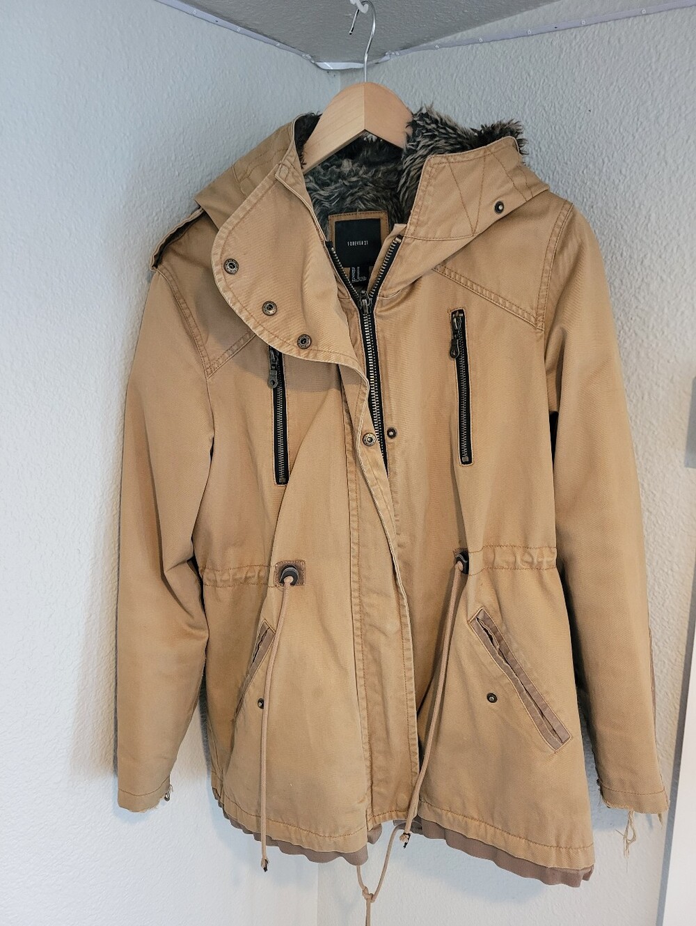 Forever 21 Winter Jacket With Removable Inner Fur Lining